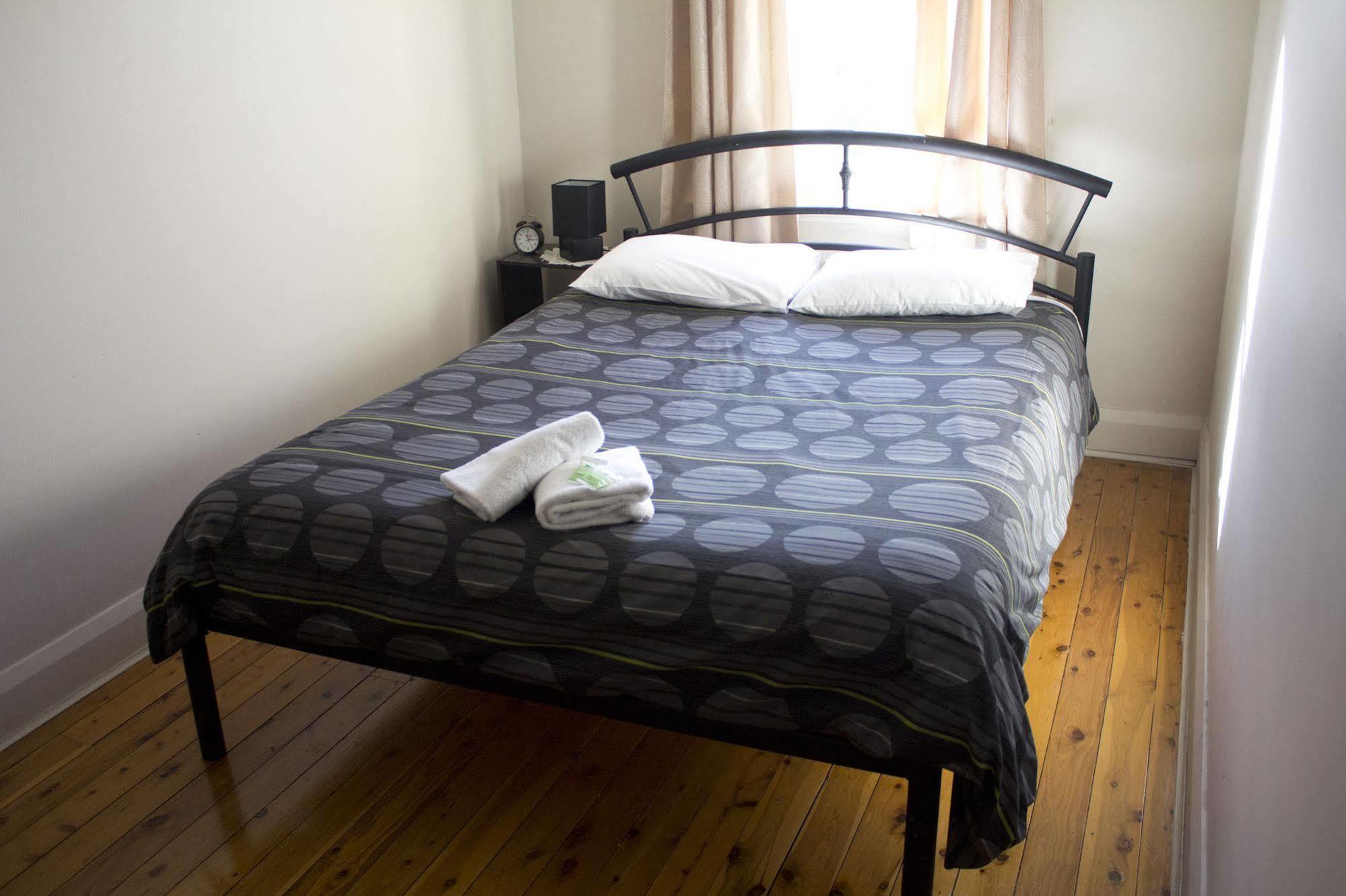 Court House Hotel Boorowa Екстер'єр фото